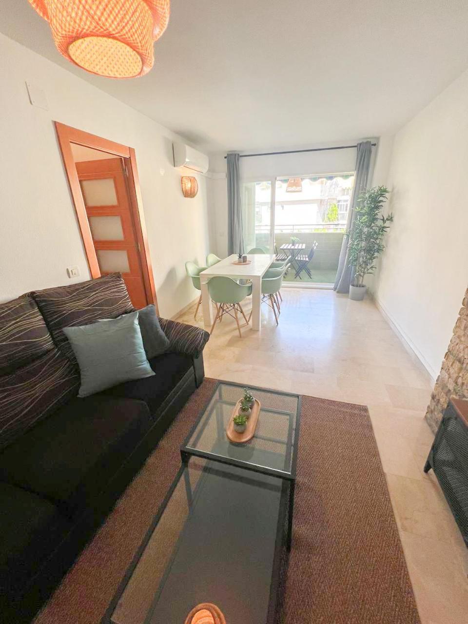 Large & Cozy Centrally Apartment Torremolinos Esterno foto