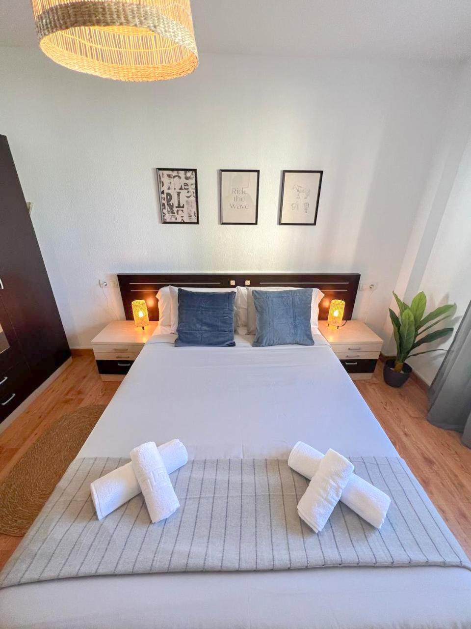 Large & Cozy Centrally Apartment Torremolinos Esterno foto